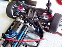 Support moteur impressionant sur la Yokomo CGM